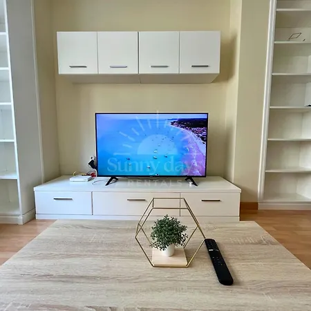 Acogedor A 30 Metros De La Playa - Wifi - Smarttv Almería