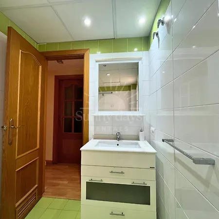 Acogedor A 30 Metros De La Playa - Wifi - Smarttv Apartment *