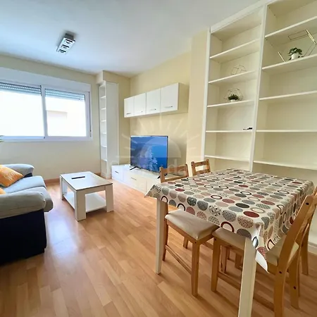 Acogedor A 30 Metros De La Playa - Wifi - Smarttv Almeria